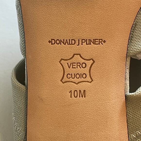 Donald J. Pliner HAIA Open Toe Sandals Womens Size 10 Mint Green Silver Metallic - Picture 9 of 9